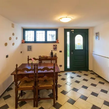 Chez Nous Guest house *