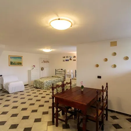 Guest house Chez Nous *